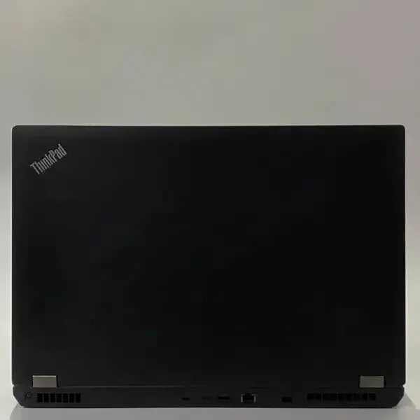 Мобільна робоча станція Б-клас Lenovo ThinkPad P70 / 17.3" (1920x1080) IPS / Intel Core i7-6700HQ (4 (8) ядра по 2.6 - 3.5 GHz) / 16 GB DDR4 / 512 GB SSD / nVidia Quadro M600M, 2 GB GDDR5, 128-bit / WebCam / TouchID б/в - зображення 9