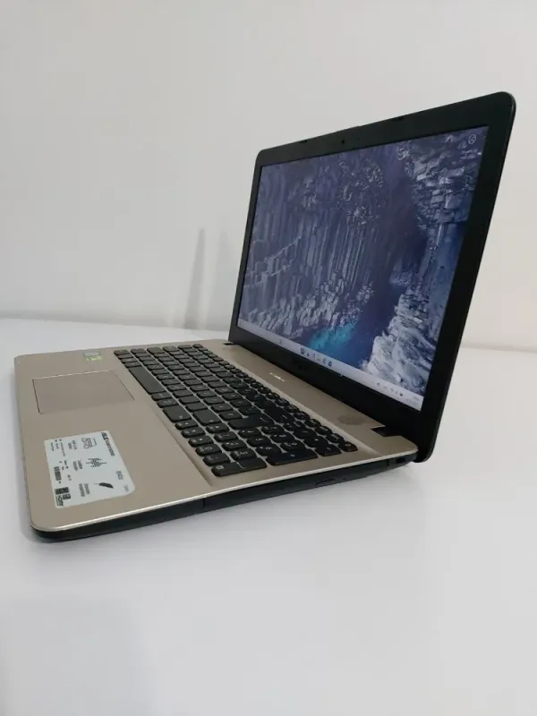 Ноутбук Asus R541U / 15.6" (1920x1080) TN / Intel Core i5-6198DU (2 (4) ядра по 2.3 - 2.8 GHz) / 16 GB DDR4 / 512 GB SSD / nVidia GeForce 920MX, 2 GB GDDR3, 64-bit / WebCam / DVD-ROM б/в - зображення 5