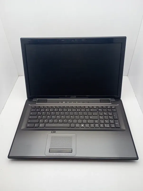 Ноутбук MSI CR70 / 17.3" (1600x900) TN / Intel Core i5-4310M (2 (4) ядра по 2.7 - 3.4 GHz) / 8 GB DDR3 / 1000 GB HDD / Intel HD Graphics 4600 / WebCam б/в - зображення 2