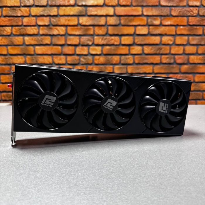 Дискретна відеокарта PowerColor Fighter Radeon RX 6800, 16 GB GDDR6, 256-bit / 1x HDMI, 3x DisplayPort / (AXRX 6800 16GBD6-3DH/OC) б/в - зображення 2