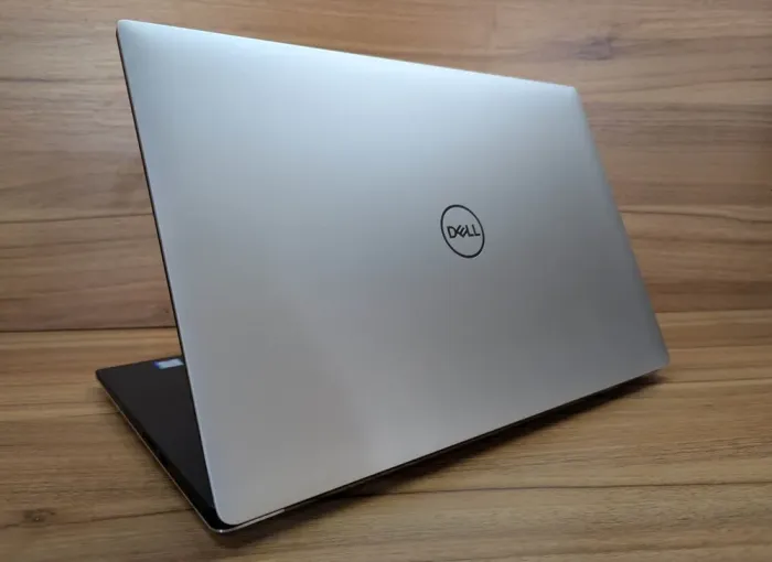 Ноутбук Dell XPS 15 9570 / 15.6" (1920x1080) IPS / Intel Core i5-8300H (4 (8) ядра по 2.3 - 4.0 GHz) / 16 GB DDR4 / 500 GB SSD / Intel UHD Graphics 630 / HDMI / Windows 10 б/в - зображення 7