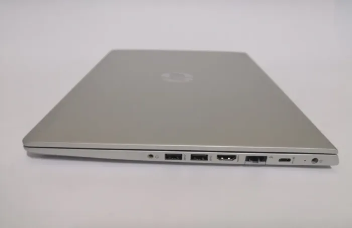 Ультрабук HP ProBook 440 G6 / 14" (1366x768) TN / Intel Core i3-8145U (2 (4) ядра по 2.1 - 3.9 GHz) / 8 GB DDR4 / 128 GB SSD / Intel UHD Graphics / WebCam / Win 10 Pro б/в - зображення 4