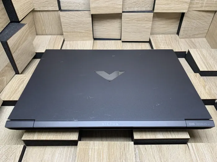 Ігровий ноутбук Б-клас HP Victus 16-E1123NW / 16.1" (1920x1080) IPS / AMD Ryzen 7 6800H (8 (16) ядер по 3.2 - 4.7 GHz) / 16 GB DDR4 / 1000 GB SSD M.2 / nVidia GeForce RTX 3050 Ti, 4 GB GDDR6, 128-bit / WebCam б/в - зображення 9