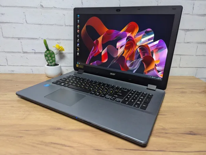 Ноутбук Б-клас Acer Aspire E5-771G / 17.3" (1920x1080) TN / Intel Core i5-4210U (2 (4) ядра по 1.7 - 2.7 GHz) / 8 GB DDR3 / 128 GB SSD / Intel HD Graphics 4400 / WebCam / DVD-ROM б/в - зображення 4