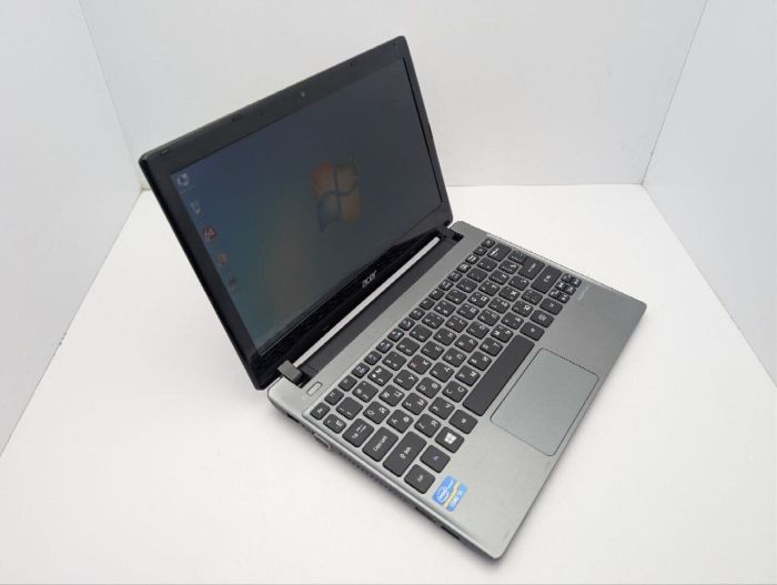 Нетбук Acer Aspire V5-171 / 11.6" (1366x768) TN / Intel Core i3-2377M (2 (4) ядра по 1.5 GHz) / 6 GB DDR3 / 500 GB HDD / Intel GD Graphics / WebCam б/в - зображення 6