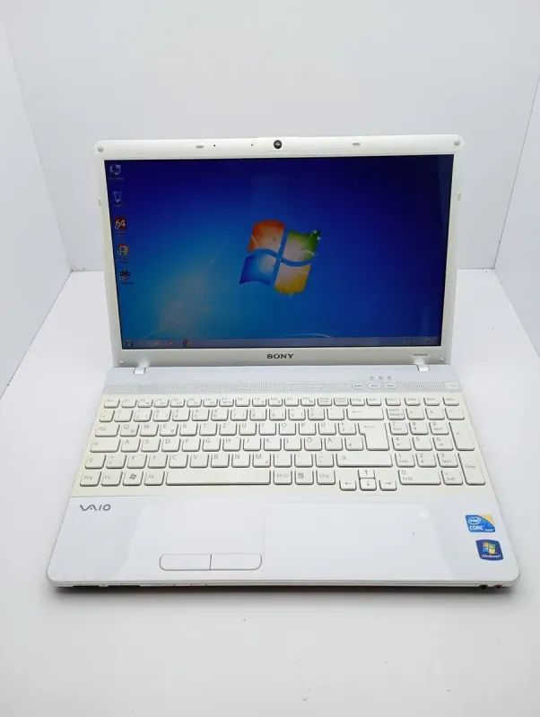 Ноутбук Sony VPC156 / 15.6" (1366x768) TN / Intel Core i3-350M (2 (4) ядра по 2.26 GHz) / 6 GB DDR3 / 320 GB HDD / Intel HD Graphics / WebCam б/в - зображення 7