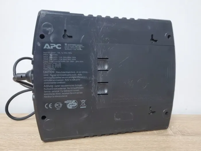 ДБЖ APC Back-UPS ES 550VA (BE550G-RS) / 230 V / 550 V·А / 330W / 8 виходів / RJ-11, RJ-45 / Без АКБ б/в - зображення 3
