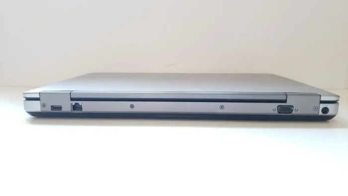 Ігровий ноутбук Dell Latitude E6540 / 15.6" (1366x768) TN / Intel Core i7-4810MQ (4 (8) ядра по 2.8 - 3.8 GHz) / 16 GB DDR3 / 256 GB SSD + 500 GB HDD / AMD Radeon HD 8790M, 2 GB GDDR5, 128-bit / WebCam б/в - зображення 6