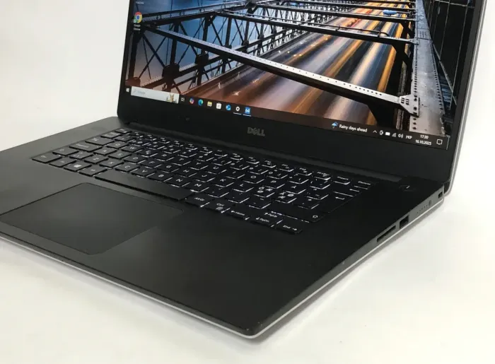 Мобільна робоча станція Б-клас Dell Precision 5510 / 15.6" (1920x1080) IPS / Intel Core i7-6820HQ (4 (8) ядра по 2.7 - 3.6 GHz) / 16 GB DDR4 / 256 GB SSD / nVidia Quadro M1000M, 2 GB GDDR5, 128-bit / WebCam б/в - зображення 17