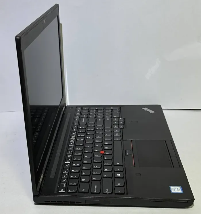 Мобільна робоча станція Lenovo ThinkPad P50 / 15,6" (1920x1080) IPS / Intel Xeon E3-1505M v5 (4 (8) ядра по 2,8 - 3,7 ГГц) / 16 ГБ DDR4 / 128 ГБ SSD + 256 ГБ SSD / nVidia Quadro M2000M, 4 ГБ GDDR5, 128-біт / WebCam б/в - изображение 4