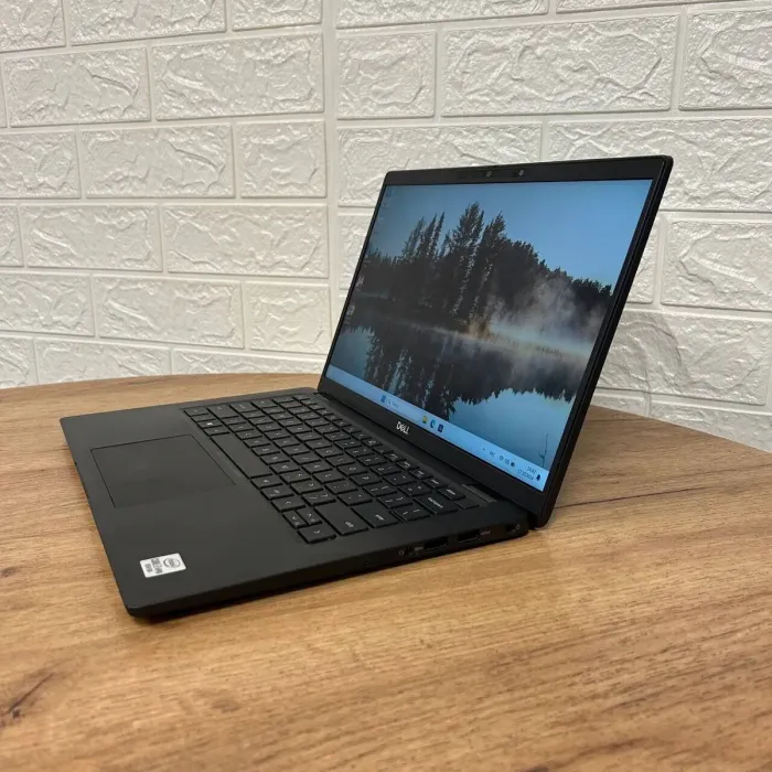 Ультрабук Б-клас Dell Latitude 7410 / 14" (1920x1080) TN Touch / Intel Core i7-10610U (4 (8) ядра по 1.8 - 4.9 GHz) / 16 GB DDR4 / 256 GB SSD / Intel UHD Graphics / WebCam б/в - зображення 5