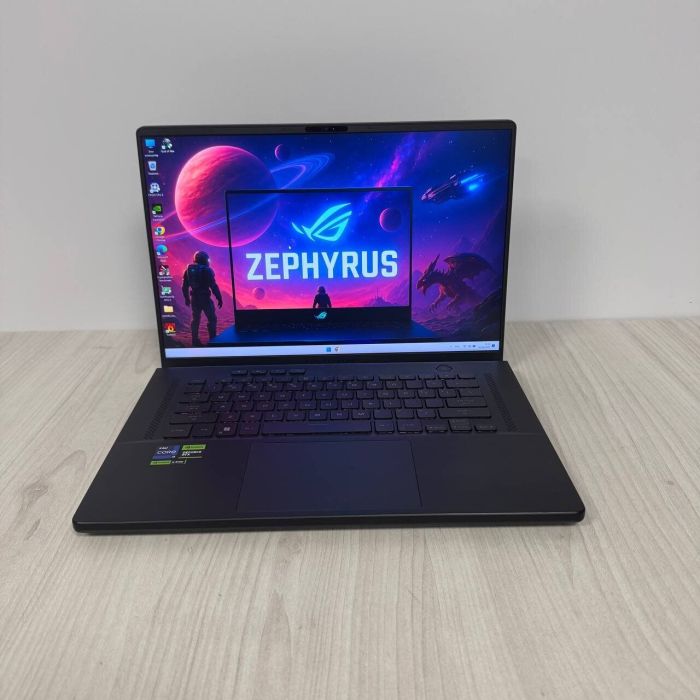 Ігровий ноутбук Б-клас Asus ROG Zephyrus M16 GU604VI / 16" (2560x1600) IPS / Intel Core i9-13900H (14 (20) ядер по 2.6 - 5.4 GHz) / 16 GB DDR5 / 1000 GB SSD NVMe / nVidia GeForce RTX 4070, 8 GB GDDR6, 128-bit / WebCam б/в - зображення 2