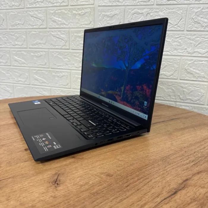 Ультрабук Asus Vivobook F1504VAP / 15.6" (1920x1080) TN / Intel Core 5 120U (10 (12) ядер по 1.4 - 5.0 GHz) / 16 GB DDR4 / 512 GB SSD / Intel Graphics / WebCam б/в - зображення 5