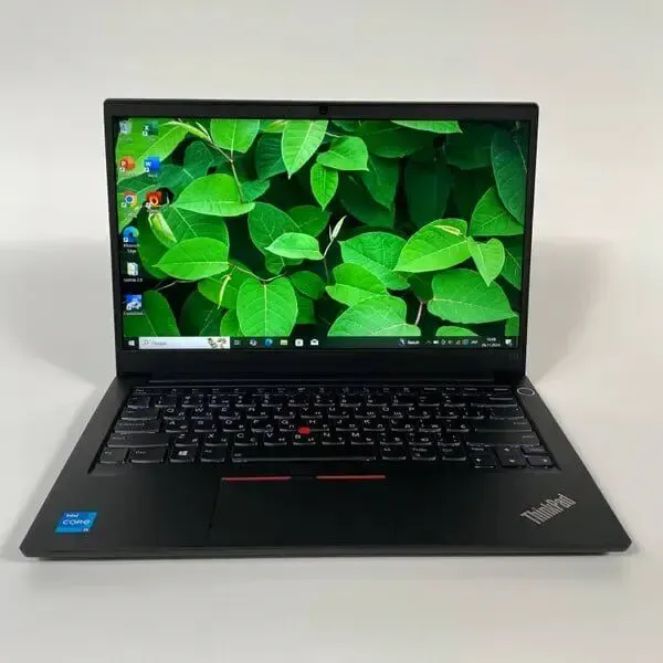 Ноутбук Б-клас Lenovo ThinkPad E14 Gen 2 / 14" (1920x1080) IPS / Intel Core i5-1135G7 (4 (8) ядра по 4.2 GHz) / 16 GB DDR4 / 512 GB SSD / Intel Iris Xe Graphics / WebCam / HDMI б/в - зображення 2