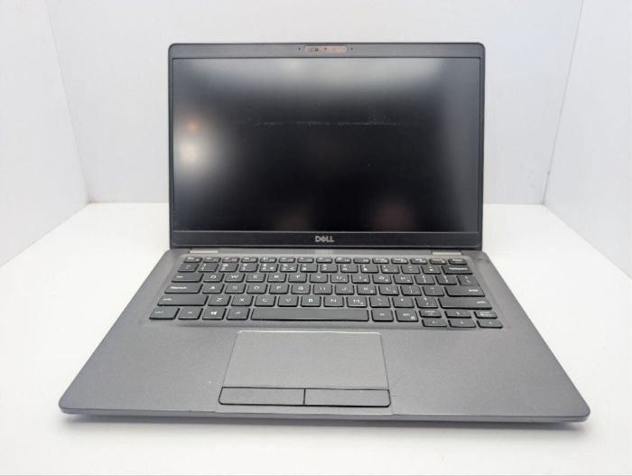Ультрабук Dell Latitude 5300 / 13.3" (1920x1080) IPS / Intel Core i5-8265U (4 (8) ядра по 1.6 - 3.9 GHz) / 8 GB DDR4 / 240 GB SSD / Intel UHD Graphics / WebCam б/в - зображення 3
