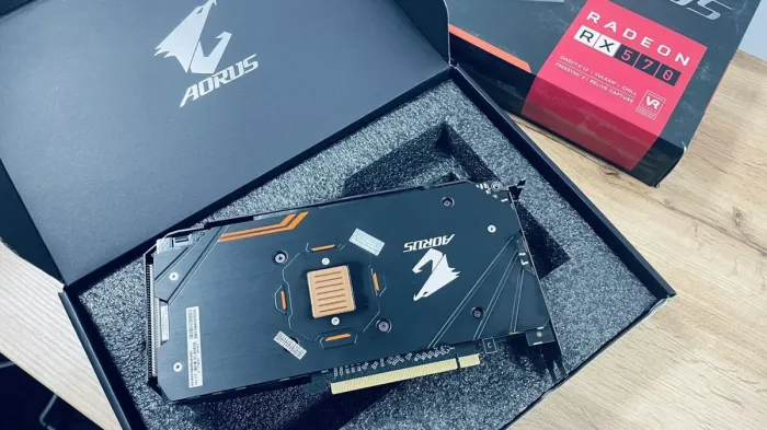 Дискретна відеокарта AMD Radeon RX 570, 8 GB GDDR5, 256-bit / DVI, HDMI, DisplayPort б/в - зображення 4