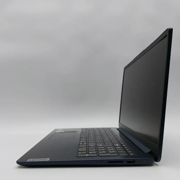 Ноутбук Lenovo IdeaPad 1 15AMN7 / 15.6" (1920x1080) IPS / AMD Ryzen 5 7520U (4 (8) ядра по 2.8 - 4.3 GHz) / 8 GB DDR5 / 512 GB SSD / AMD Radeon 610M Graphics / WebCam / Win 11 б/в - зображення 5