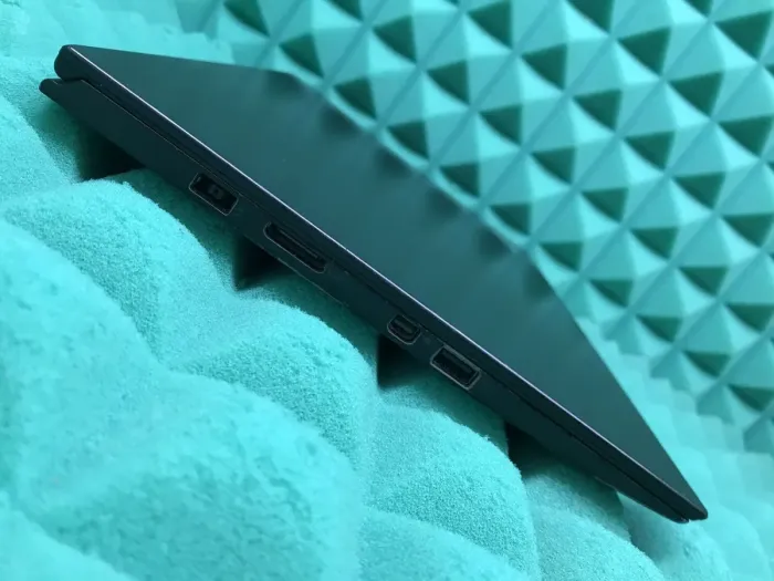 Ультрабук Б-клас Lenovo ThinkPad X1 Carbon (4th Gen) / 14" (1920x1080) IPS / Intel Core i5-6300U (2 (4) ядра по 2.4 - 3.0 GHz) / 8 GB DDR3 / 192 GB SSD M.2 / Intel HD Graphics 520 / WebCam / Fingerprint / miniDP / HDMI б/в - зображення 5