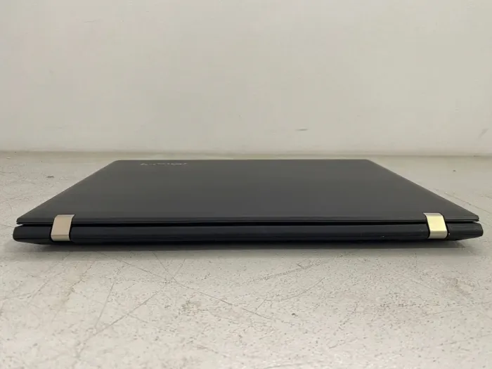 Ноутбук Б-клас Lenovo E31-80 / 13.3" (1366x768) TN / Intel Core i5-6200U (2 (4) ядра по 2.3 - 2.8 GHz) / 8 GB DDR3 / 128 GB SSD / Intel HD Graphics 520 / WebCam б/в - зображення 6