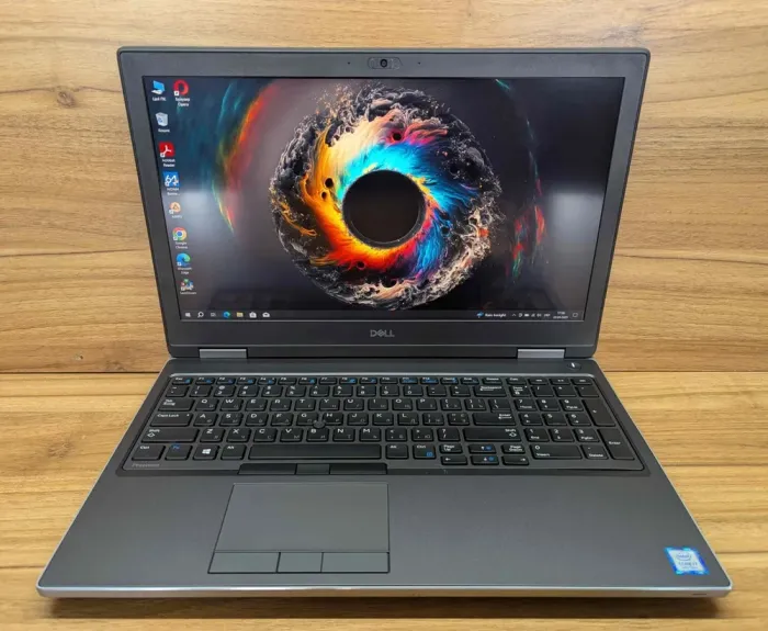 Мобільна робоча станція Dell Precision 7540 / 15.6" (1920x1080) IPS / Intel Core i7-9750H (6 (12) ядер по 2.6 - 4.5 GHz) / 32 GB DDR4 / 512 GB SSD / nVidia Quadro RTX 3000, 6 GB GDDR6, 192-bit / WebCam / Windows 10 б/в - зображення 2