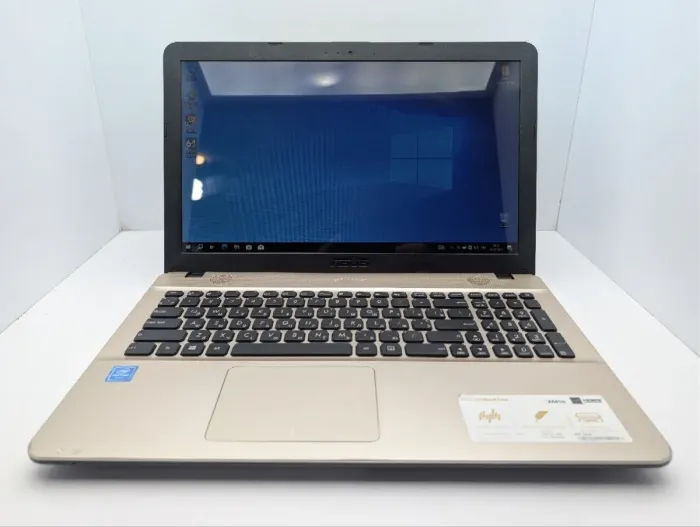 Ноутбук Asus X541S / 15.6" (1366x768) TN / Intel Pentium N4200 (4 ядра по 1.1 - 2.5 GHz) / 4 GB DDR3 / 120 GB SSD / Intel HD Graphics 505 / WebCam б/в - зображення 2