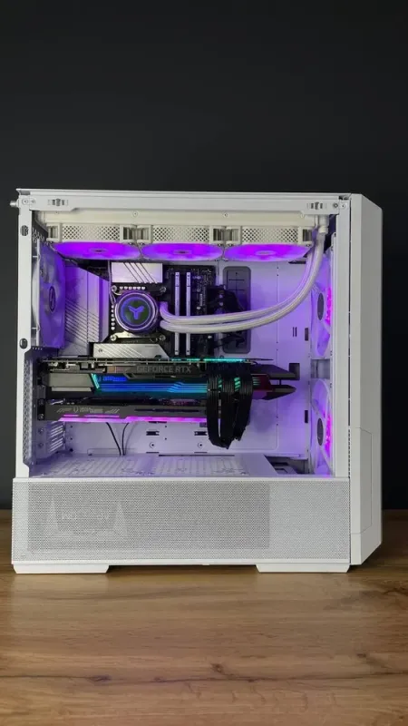 Ігровий ПК Lian-Li Lancool 216 RGB White Tower / Intel Core i5-13400F (10(16) ядер по 1.8-4.6 GHz) / 32GB DDR5 / 2000GB SSD / GeForce RTX 3070 Ti, 8GB GDDR6X, 256-bit / 850W - зображення 3