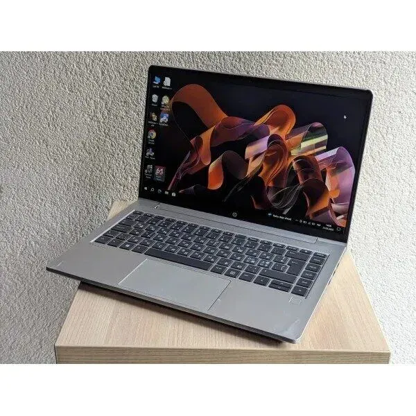 Ультрабук Б-клас HP ProBook 440 G8 / 14" (1920x1080) TN / Intel Core i3-1115G4 (2 (4) ядра по 3.0 - 4.1 GHz) / 16 GB DDR4 / 256 GB SSD / Intel UHD Graphics / WebCam б/в - зображення 4