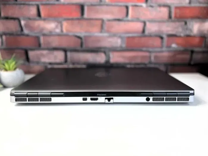 Мобільна робоча станція Dell Precision 7550 / 15.6" (1920x1080) IPS / Intel Core i9-10885H (8 (16) ядер по 2.4 - 5.3 GHz) / 32 GB DDR4 / 1000 GB SSD M.2 / nVidia Quadro RTX 4000, 8 GB GDDR6, 256-bit / WebCam б/в - зображення 5