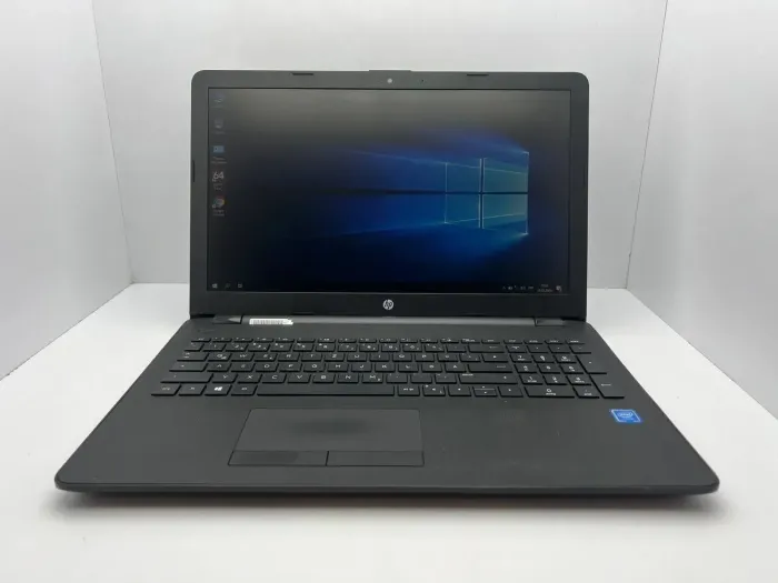 Ноутбук HP 15-bs036ng / 15.6" (1366x768) TN / Intel Celeron N3060 (2 ядра по 1.6 - 2.48 GHz) / 4 GB DDR3 / 128 GB SSD / Intel HD Graphics 400 / WebCam б/в - зображення 2