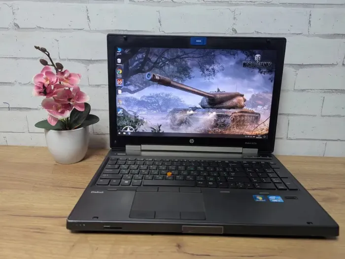 Мобільна робоча станція Б-клас HP EliteBook 8570w / 15.6" (1920x1080) TN / Intel Core i7-3630QM (4 (8) ядра по 2.4 - 3.4 GHz) / 8 GB DDR3 / 256 GB SSD / AMD Radeon HD 7770M, 1 GB GDDR5, 128-bit / WebCam / DVD-ROM б/в - зображення 2