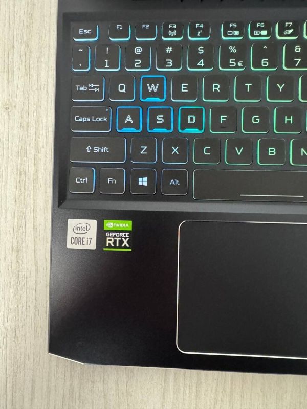 Ігровий ноутбук Acer Predator Helios 300 PH315-53 / 15,6" (1920x1080) IPS / Intel Core i7-10750H (6 (12) ядер по 2,6 - 4,8 ГГц) / 16 ГБ DDR4 / 512 ГБ SSD NVMe / nVidia GeForce RTX 3070, 8 ГБ GDDR6, 256-біт / Веб-камера б/в - зображення 8