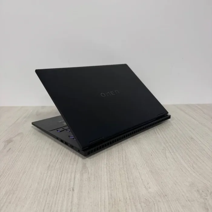 Ігровий ноутбук HP Omen 16z-xd000 / 16.0" (1920x1080) IPS / AMD Ryzen 5 7640HS (6 (12) ядра по 4,3 - 5,0 ГГц) / 16 ГБ DDR5 / 512 ГБ SSD / nVidia GeForce RTX 4050, 6 ГБ GDDR6, 96-біт / WebCam б/в - зображення 7