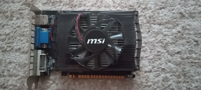 Дискретна відеокарта nVidia GeForce GT 630, 2 GB DDR3, 128-bit / 1x HDMI, 1x DVI, 1x VGA б/в - зображення 2