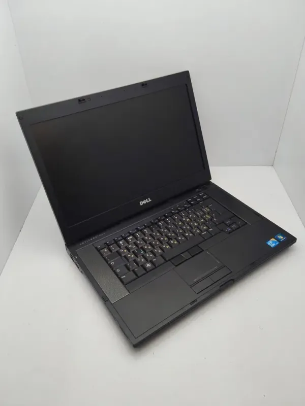 Ноутбук Dell Latitude E6510 / 15.6" (1366x768) TN / Intel Core i5-560M (2 (4) ядра по 2.6 - 3.2 GHz) / 6 GB DDR3 / 500 GB HDD / nVidia NVS 3100M, 512 MB GDDR3, 64-bit / DVD-ROM / АКБ не тримає б/в - зображення 4