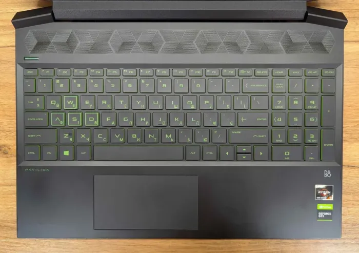 Ігровий ноутбук HP Pavilion Gaming 15-ec2021nr / 15.6" (1920x1080) IPS / AMD Ryzen 5 5600H (6 (12) ядер по 3.3 - 4.2 GHz) / 16 GB DDR4 / 512 GB SSD / nVidia GeForce GTX 1650, 4 GB GDDR5, 128-bit / WebCam / Windows 10 б/в - зображення 3