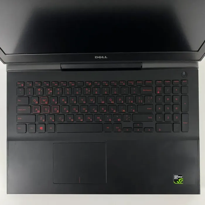 Ігровий ноутбук Dell Inspiron 15 7567 / 15.6" (1920x1080) IPS / Intel Core i5-7300HQ (4 ядра по 2,5 - 3,5 ГГц) / 16 ГБ DDR4 / 128 ГБ SSD + 1000 ГБ HDD / nVidia GeForce GTX 1050 Ti, 4 ГБ GDDR5, 128-bit / WebCam б/в - зображення 3