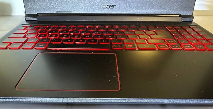 Ігровий ноутбук Acer Nitro 5 AN515-55 / 15.6" (1920x1080) IPS / Intel Core i5-10300H (4 (8) ядра по 2,5 - 4,5 ГГц) / 32 ГБ DDR4 / 256 ГБ SSD + 256 ГБ SSD / nVidia GeForce RTX 3050, 4 ГБ GDDR6, 128-біт / WebCam б/в - зображення 9