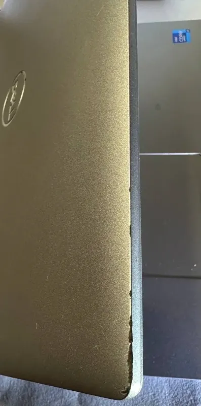 Ультрабук Б-клас Dell Latitude 5520 / 15,6" (1920x1080) IPS / Intel Core i7-1185G7 (4 (8) ядра по 3,0 - 4,8 ГГц) / 16 ГБ DDR4 / 512 ГБ SSD / Intel Iris Xe Graphics / WebCam б/в - зображення 15