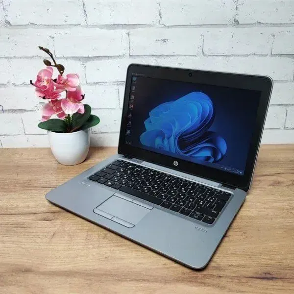 Нетбук HP EliteBook 820 G3 / 12.5" (1366x768) TN / AMD Pro A10-8700B (4 ядра по 1.8 - 3.2 GHz) / 8 GB DDR3 / 128 GB SSD / AMD Radeon R6 Graphics / WebCam б/в - зображення 6