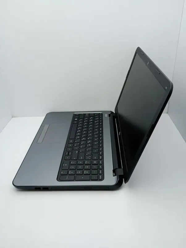 Ноутбук HP 250 G3 / 15.6" (1366x768) TN / Intel Celeron N2840 (2 ядра по 2.16 - 2.58 GHz) / 4 GB DDR3 / 500 GB HDD / Intel HD Graphics / WebCam б/в - зображення 6