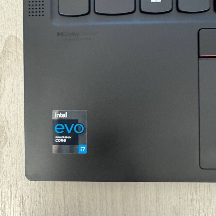 Ультрабук Б-клас Lenovo ThinkPad X1 Carbon Gen 9 / 14" (1920x1200) IPS / Intel Core i7-1165G7 (4 (8) ядра по 2.8 - 4.7 GHz) / 16 GB DDR4 / 512 GB SSD NVMe / Intel Iris Xe Graphics / WebCam б/в - зображення 8