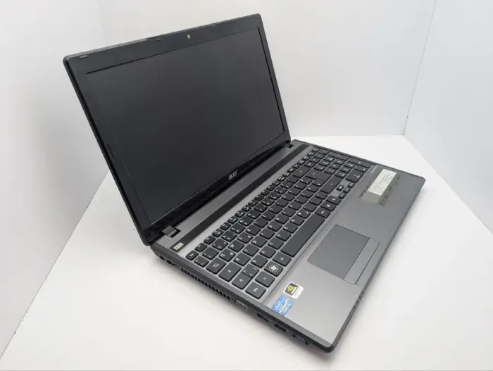 Ноутбук Acer Aspire 5755G / 15.6" (1366x768) TN / Intel Core i5-2450M (2 (4) ядра по 2.5 - 3.1 GHz) / 8 GB DDR3 / 1000 GB HDD / nVidia GeForce GT 630M, 1 GB GDDR5, 128-bit / WebCam / DVD-ROM б/в - зображення 6