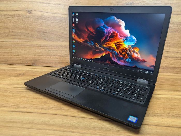 Ноутбук Dell Latitude E5570 / 15.6" (1920x1080) IPS / Intel Core i5-6440HQ (4 ядра по 2.6 - 3.5 GHz) / 8 GB DDR4 / 240 GB SSD / Intel HD Graphics 520 / HDMI / WebCam / Windows 10 б/в - зображення 5