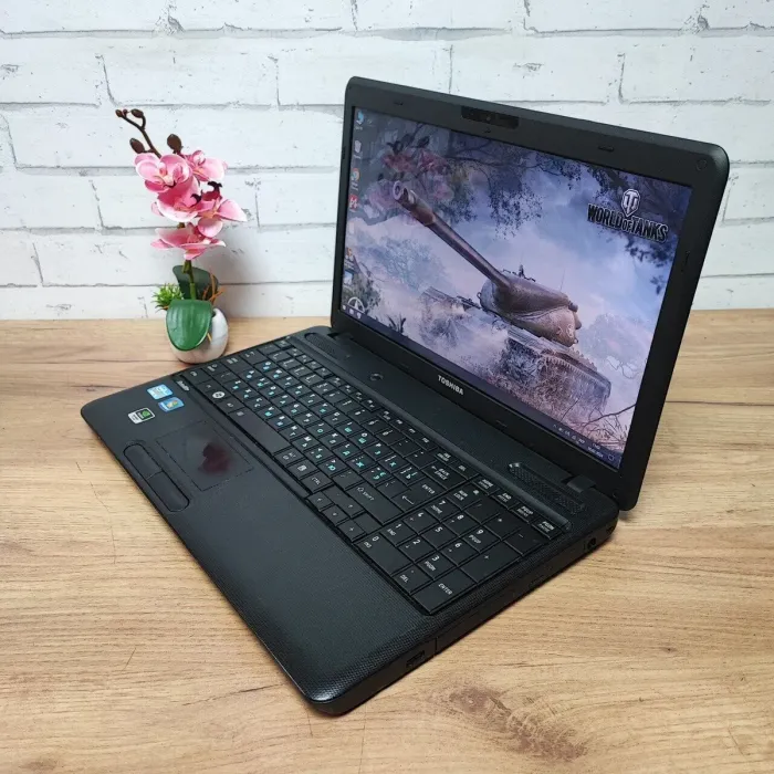 Ноутбук Б-клас Toshiba Satellite C660-25U / 15.6" (1366x768) TN / Intel Core i5-2430M (2 (4) ядра по 2.4 - 3.0 GHz) / 8 GB DDR3 / 256 GB SSD / nVidia GeForce 315M, 1 GB GDDR3, 64-bit / WebCam / DVD-ROM б/в - зображення 4