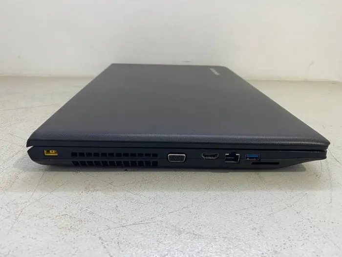 Ноутбук Lenovo G700 / 17.3" (1600x900) TN / Intel Core i5-2540M (2 (4) ядра по 2.6 - 3.3 GHz) / 8 GB DDR3 / 128 GB SSD / Intel HD Graphics 3000 / WebCam / DVD-ROM б/в - зображення 3