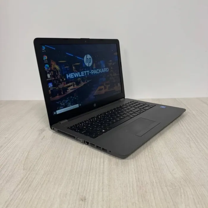 Ноутбук HP 250 G6 / 15.6" (1366x768) TN / Intel Celeron N3060 (2 ядра по 1.6 - 2.48 GHz) / 4 GB DDR3 / 128 GB SSD / Intel HD Graphics 400 / WebCam / DVD-ROM б/в - зображення 6