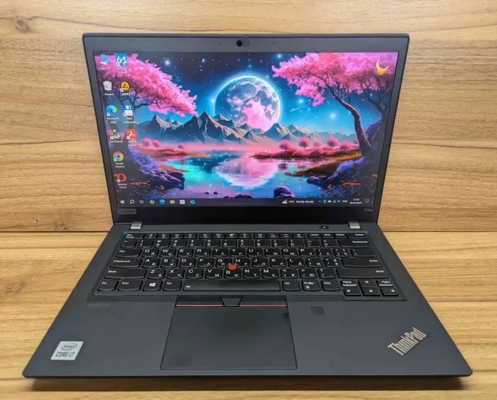 Мобільна робоча станція Lenovo ThinkPad P14s Gen 1 / 14" (1920x1080) IPS / Intel Core i7-10510U (4 (8) ядра по 1.8 - 4.9 GHz) / 16 GB DDR4 / 512 GB SSD / nVidia Quadro P520, 2 GB GDDR5, 64-bit / WebCam / TouchID / Windows 10 б/в - зображення 2