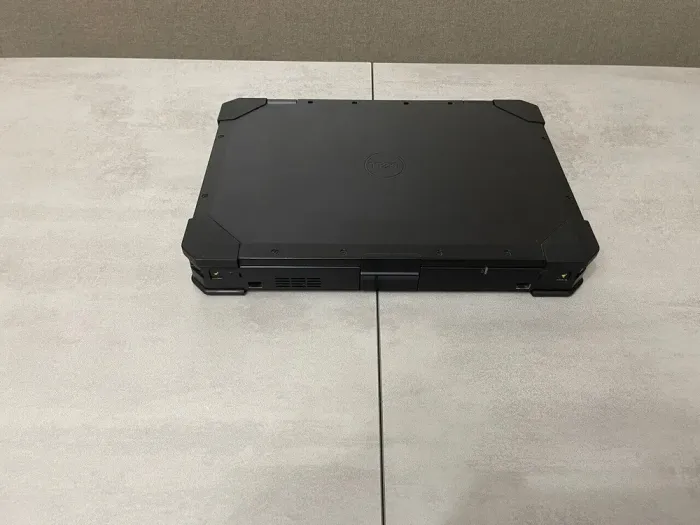 Захищений ноутбук Dell Latitude 5424 Rugged / 14" (1920x1080) IPS Touch / Intel Core i5-8350U (4 (8) ядра по 1.7 - 3.6 GHz) / 16 GB DDR4 / 256 GB SSD M.2 / Intel UHD Graphics 620 / WebCam / Fingerprint б/в - зображення 7