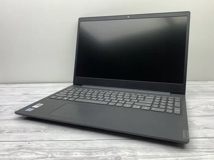 Ноутбук Б-клас Lenovo IdeaPad S145-15IKB / 15.6" (1920x1080) TN / Intel Core i3-7020U (2 (4) ядра по 2.3 GHz) / 8 GB DDR4 / 240 GB SSD / Intel UHD Graphics 620 / WebCam б/в - зображення 3