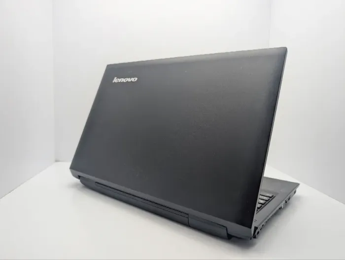 Ноутбук Lenovo B575e / 15.6" (1366x768) TN / AMD E2-1800 (2 ядра по 1.7 GHz) / 8 GB DDR3 / 320 GB HDD / AMD Radeon HD 7340 Graphics / WebCam / DVD-ROM б/в - зображення 8